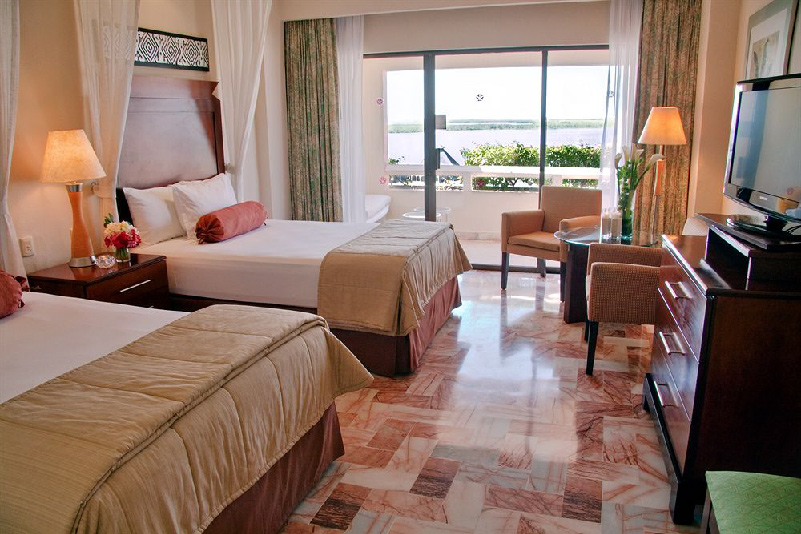 paquetes turísticos a HOTEL WYNDHAM GRAND CANCUN ALL-INCLUSIVE RESORT Y VILLAS - Fiestas Patrias Cancún